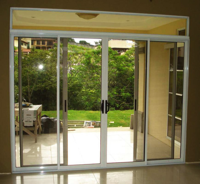 Входные алюминиевые стеклянные двери для загородного дома