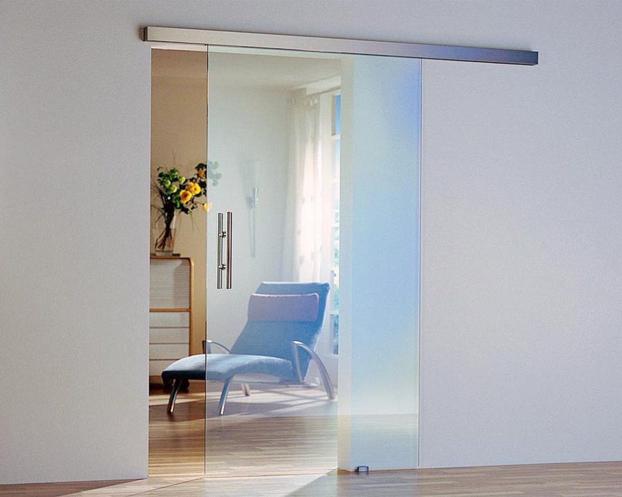 Стеклянная дверь в квартире. Dorma Agile 150. W-001/Air Glass. Раздвижная система цельностеклянная. Раздвижные перегородки estet.