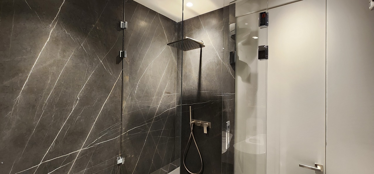 Душевые кабины на заказ по индивидуальным размерам в Москве