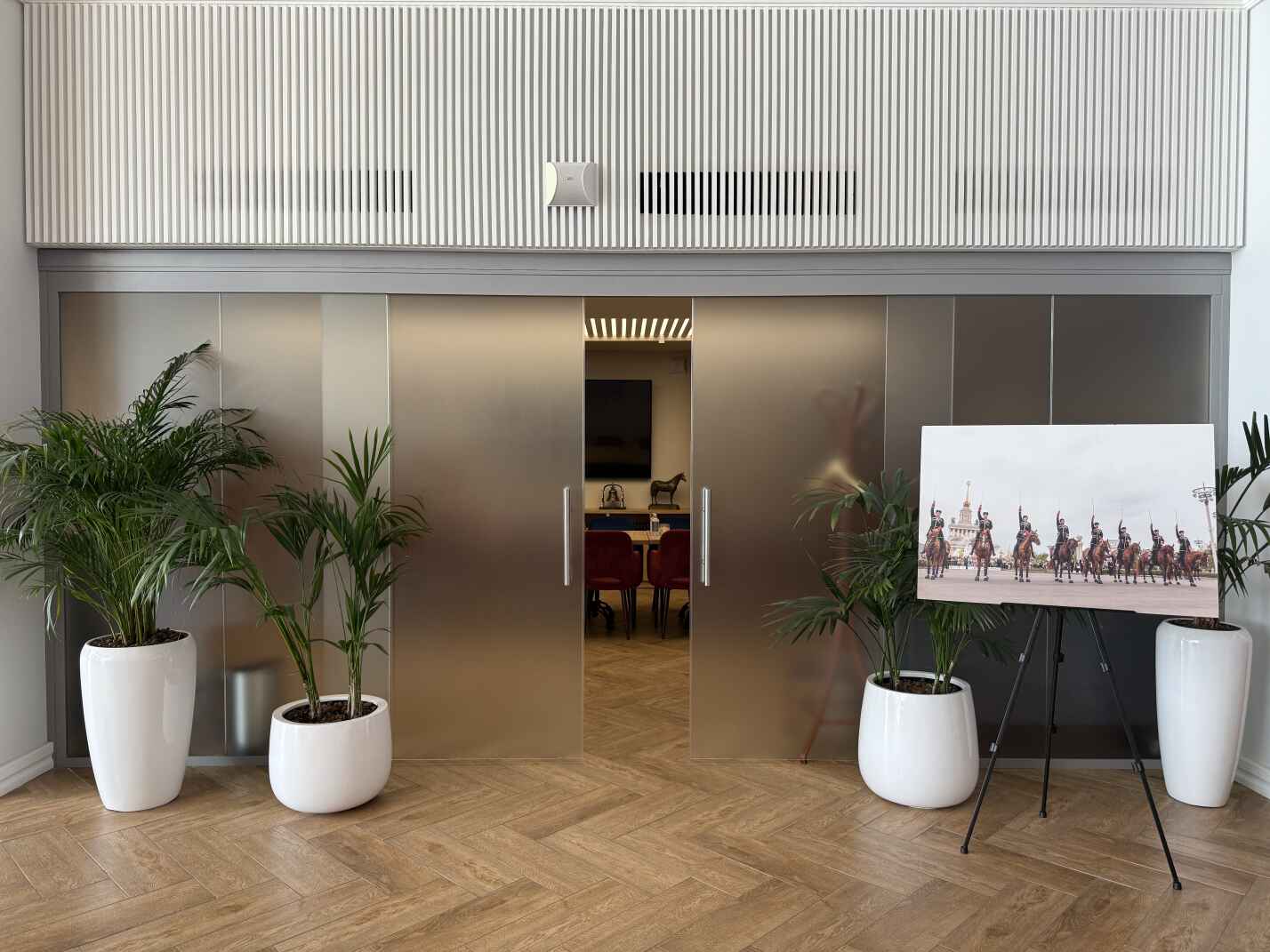 Раздвижные стеклянные двери