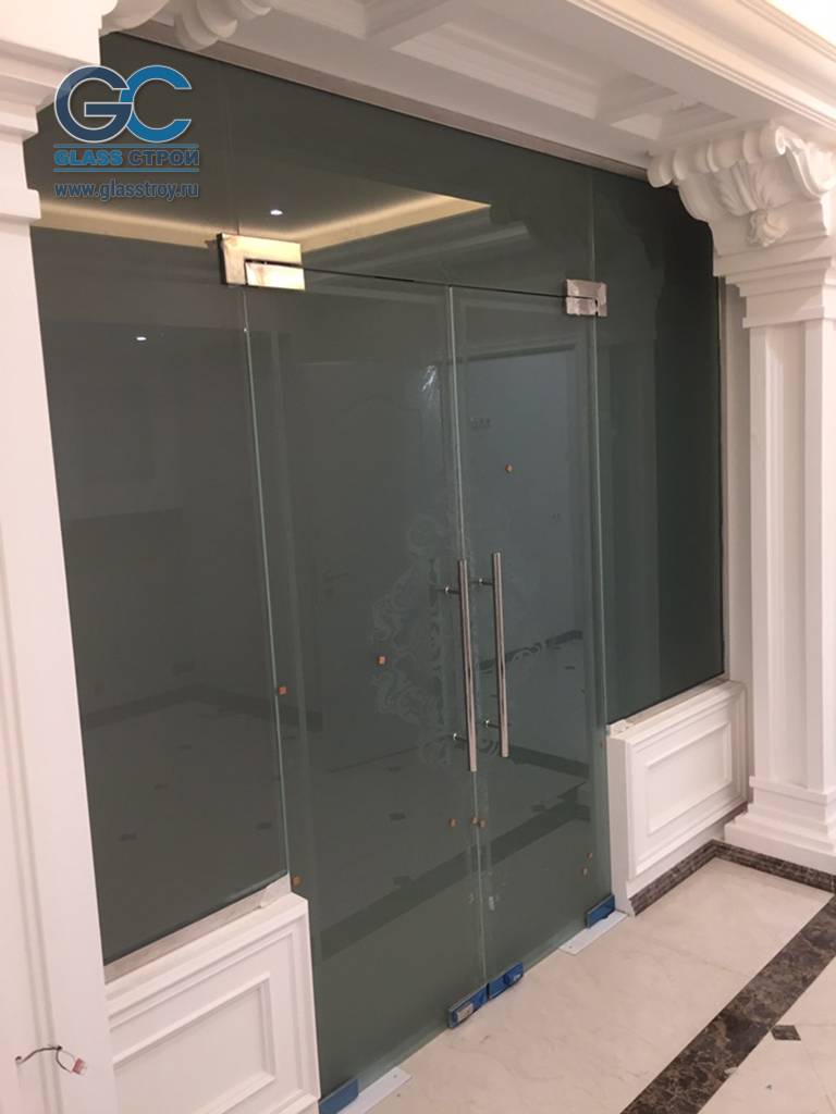 Стеклянная входная группа