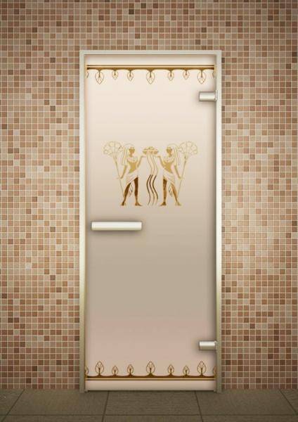 Цельностеклянная дверь в бане