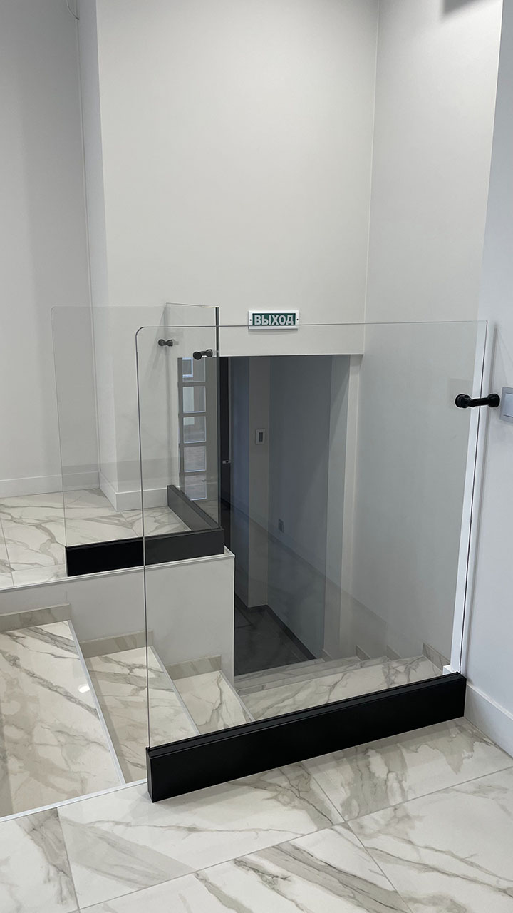 Перила из закаленного стекла