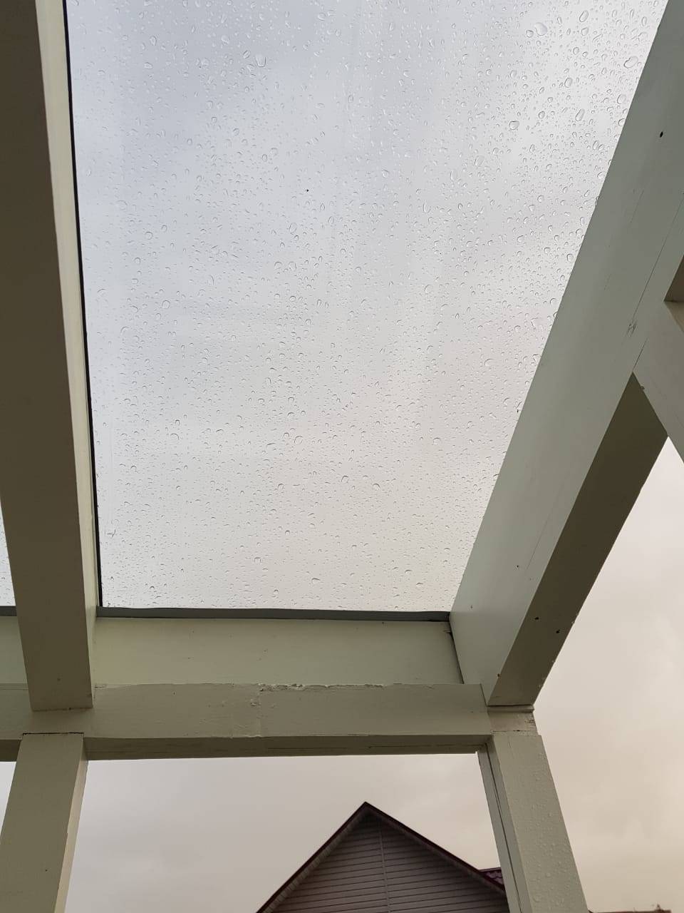Мощный каркас для прозрачной крыши