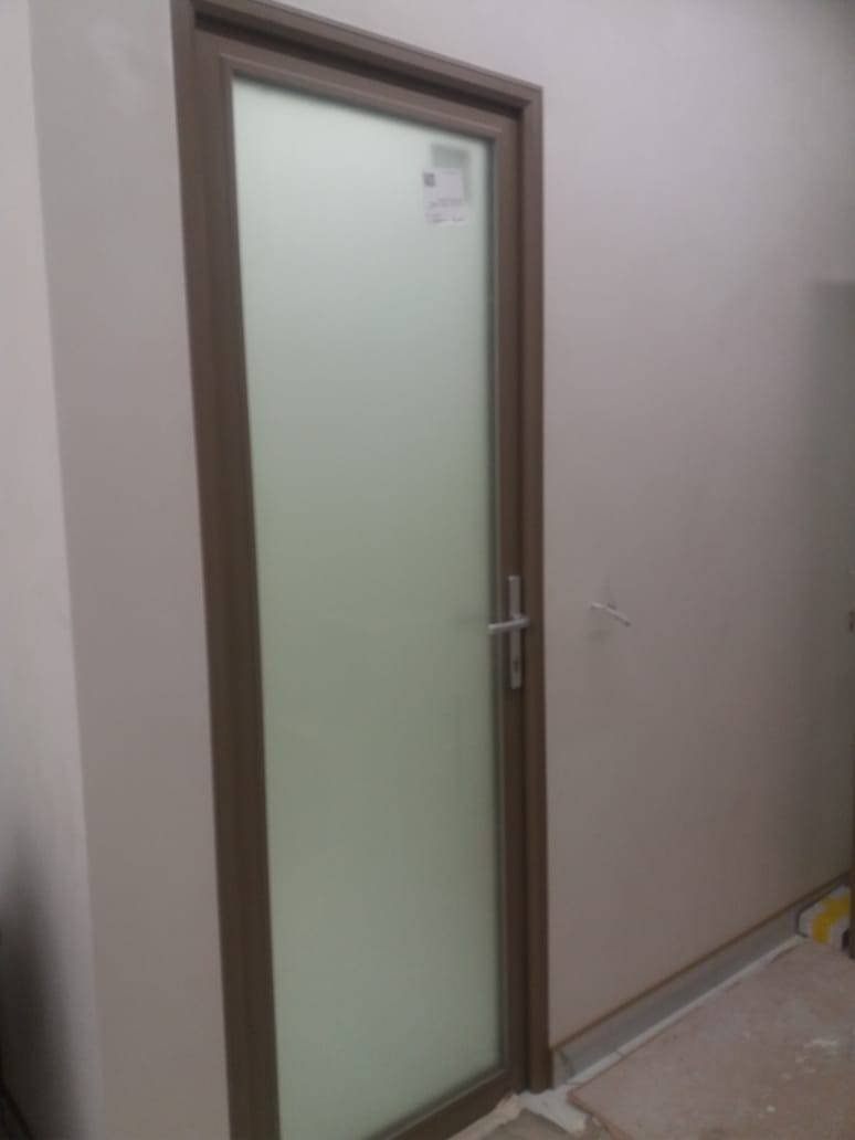 Двери i-Doors в медицинском центре