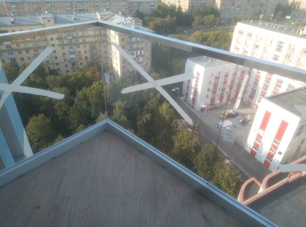 Ограждения на зажимном профиле