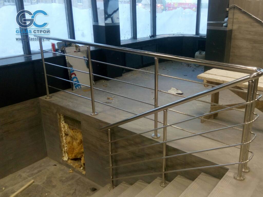 Лестничные ограждения для ТЦ