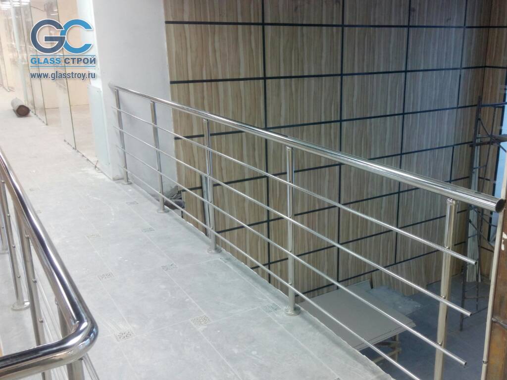 Стальные лестничные ограждения