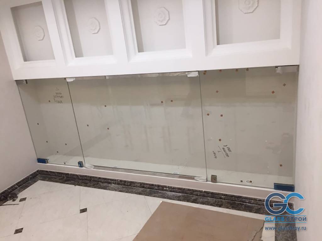 Стеклянный экран для батареи Стеклянный экран для батареи