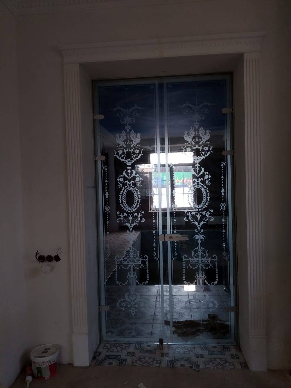 Элитные стеклянные двери