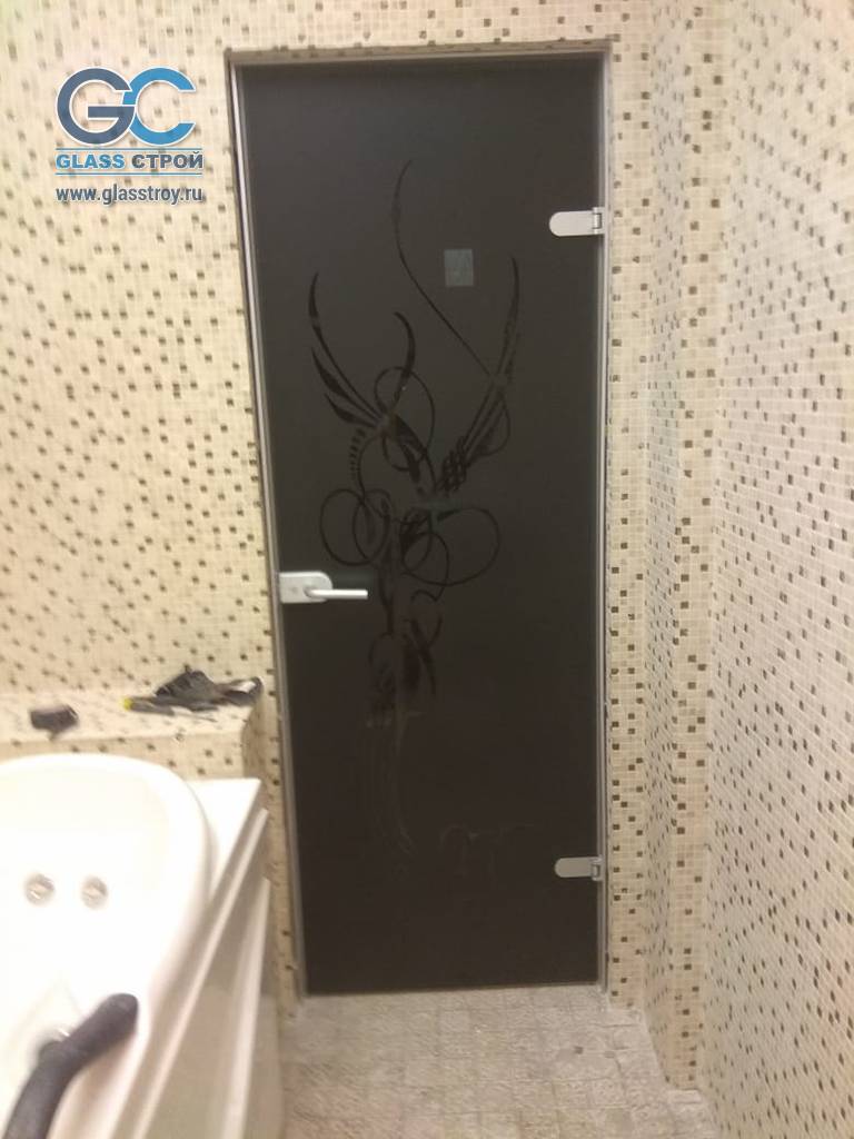 Маятниковая дверь из закаленного стекла Маятниковая дверь из закаленного стекла