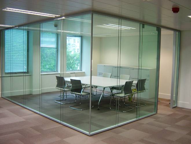 Недорогие стеклянные перегородки для офиса