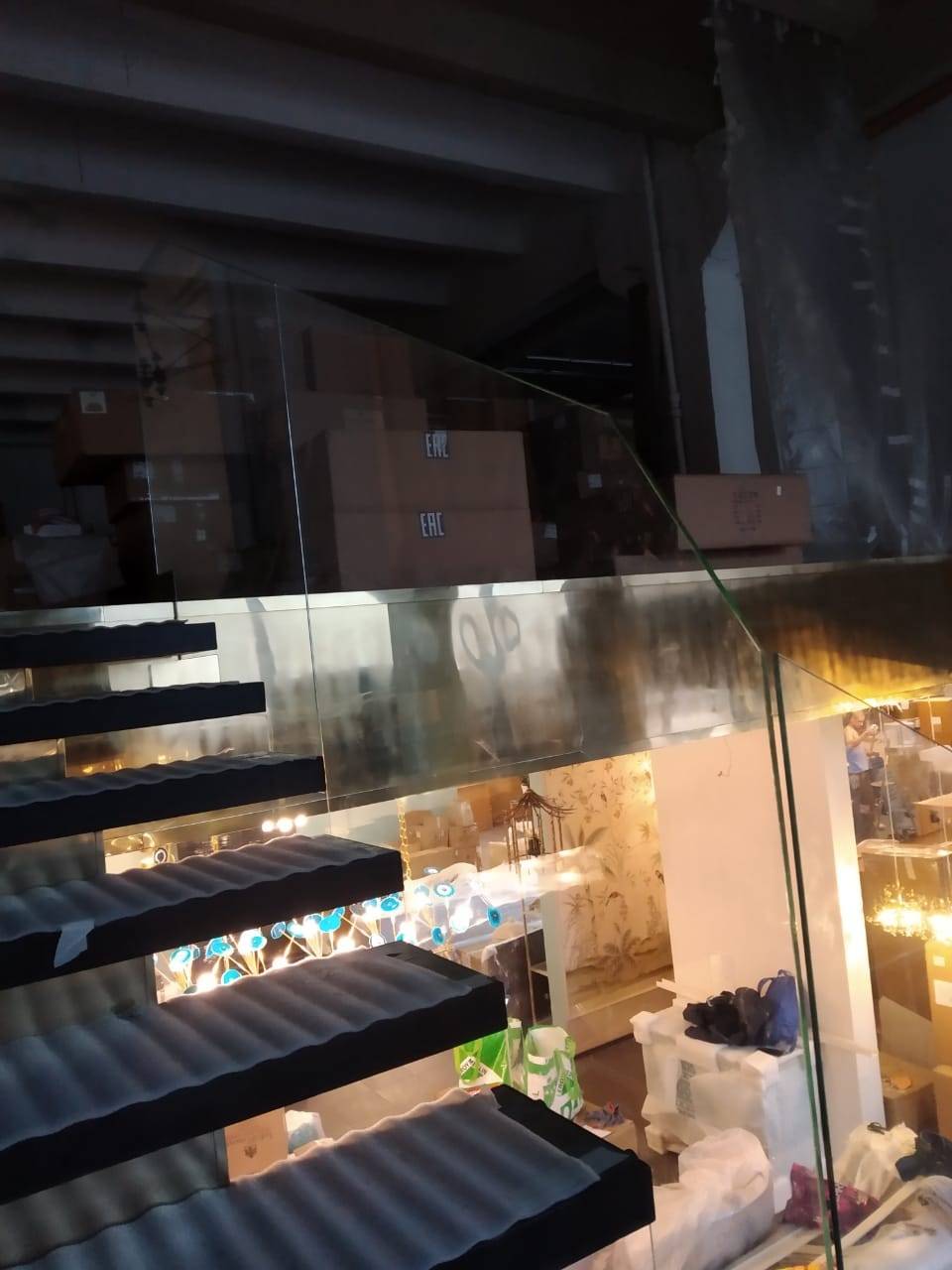 Ограждения из закаленного стекла для дома