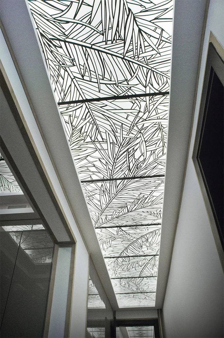  навесной стеклянный потолок