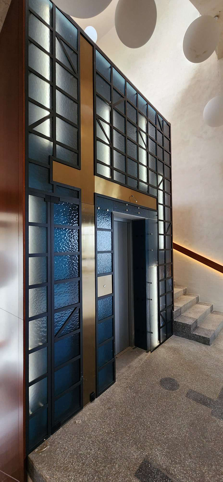 Оригинальное оформление лифта