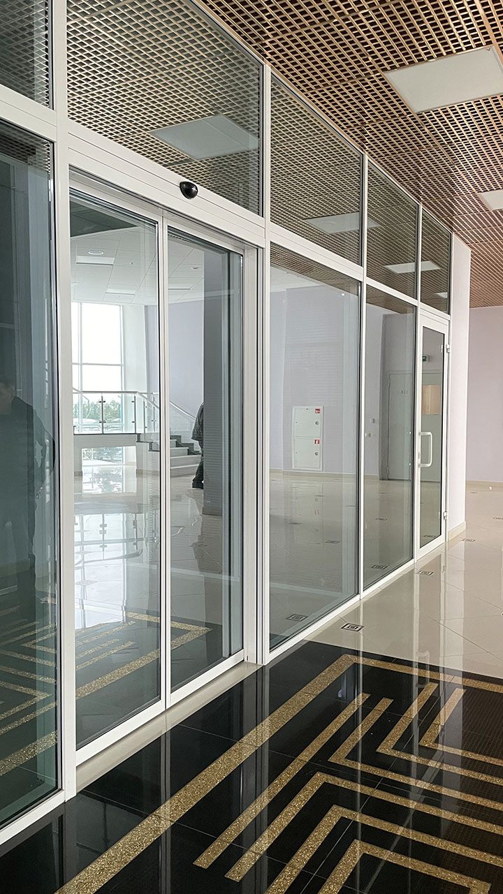 Офисные стеклянные раздвижные автоматические двери