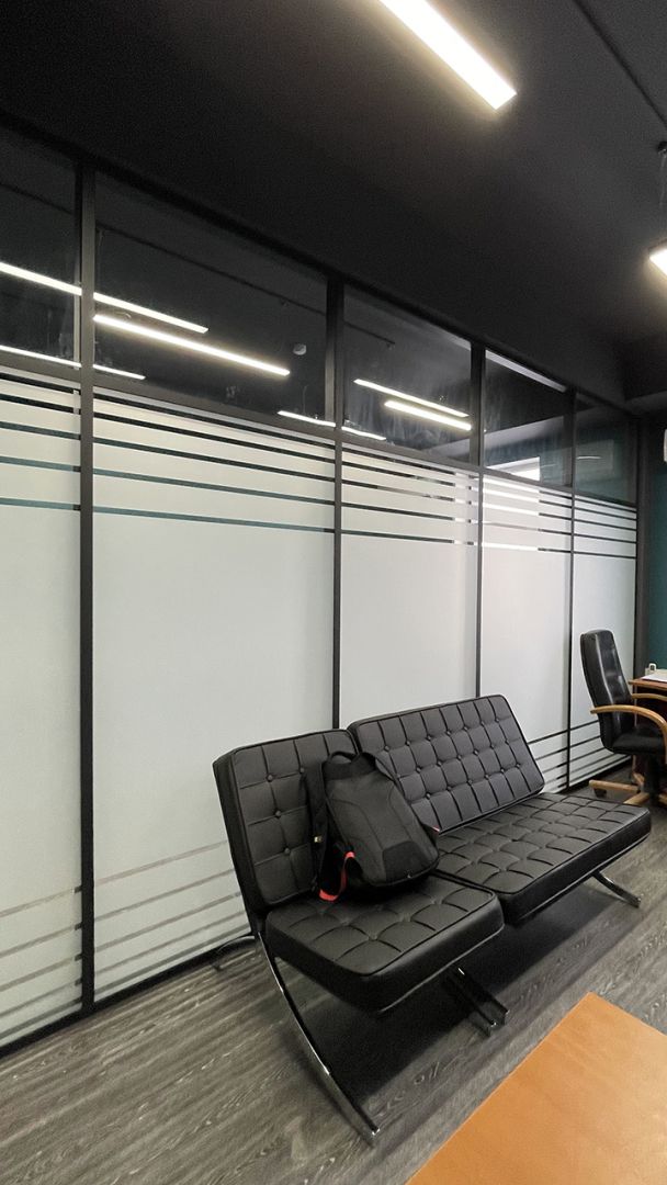 Перегородки стеклянные в интерьере офиса