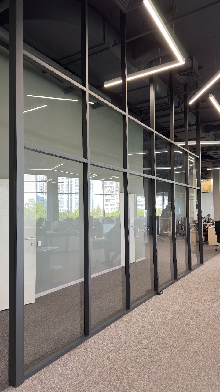 Алюминиевые профили для перегородки