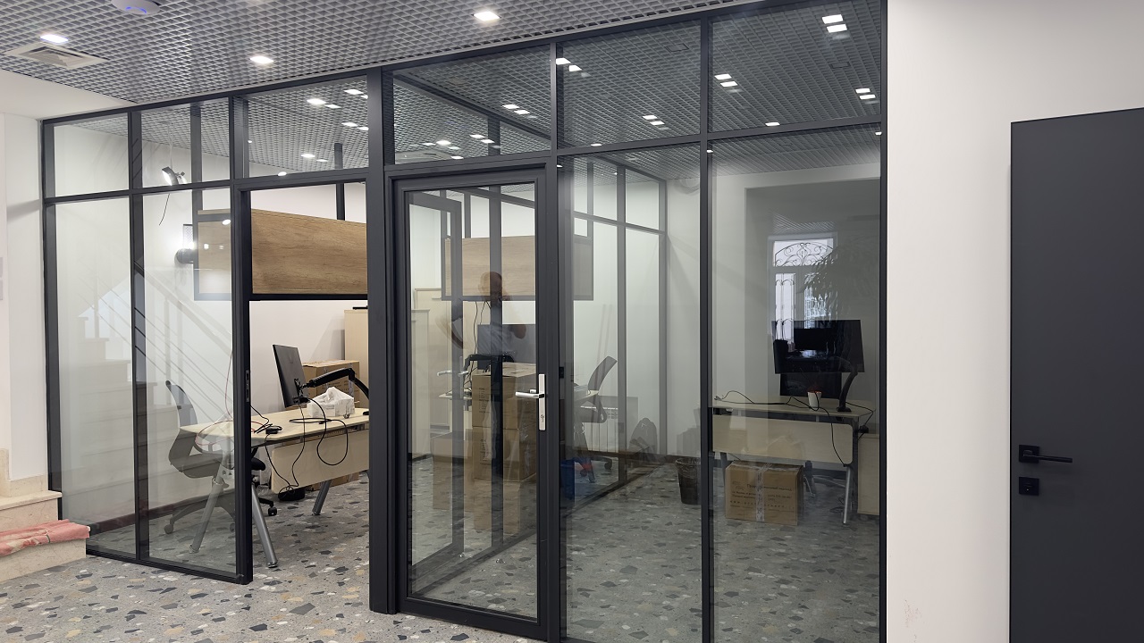 Стационарные конструкции для офиса