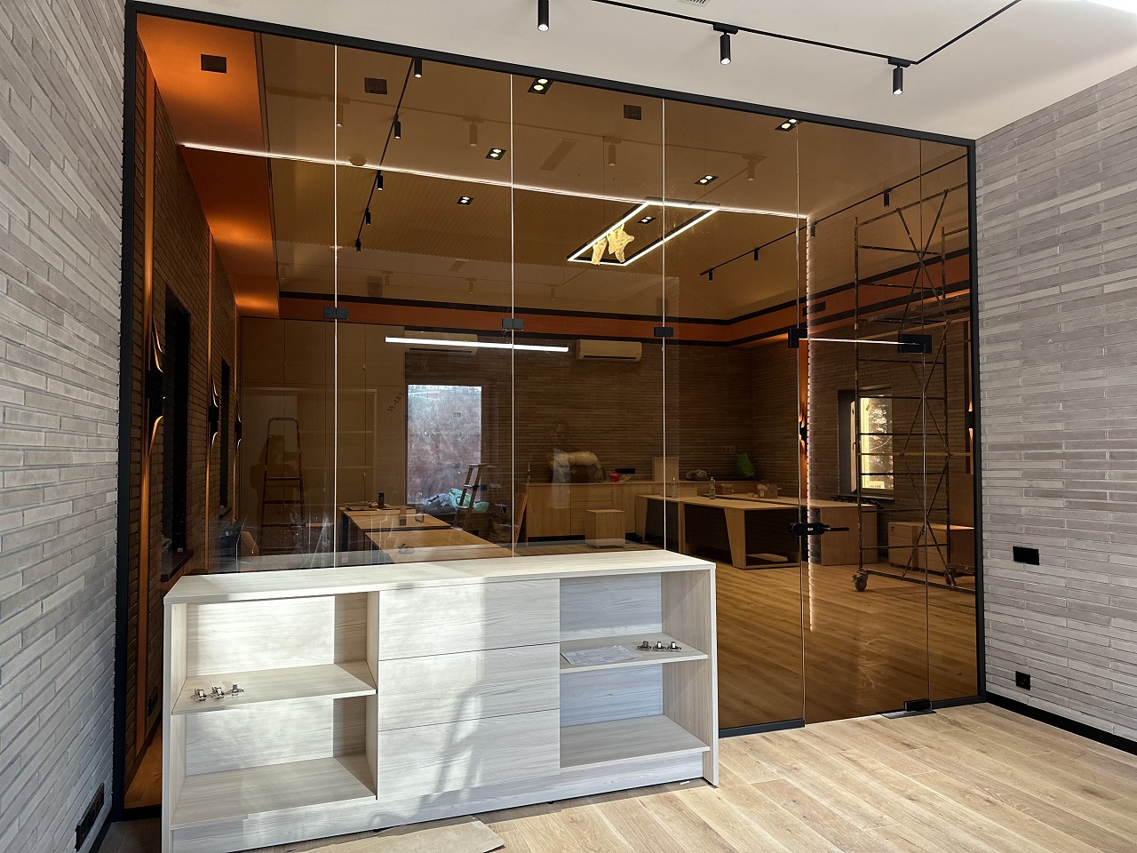 Монтаж входной группы