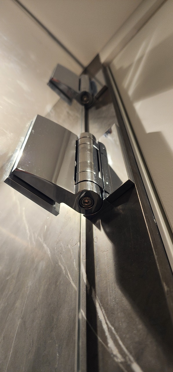 Душевая без двери крепления