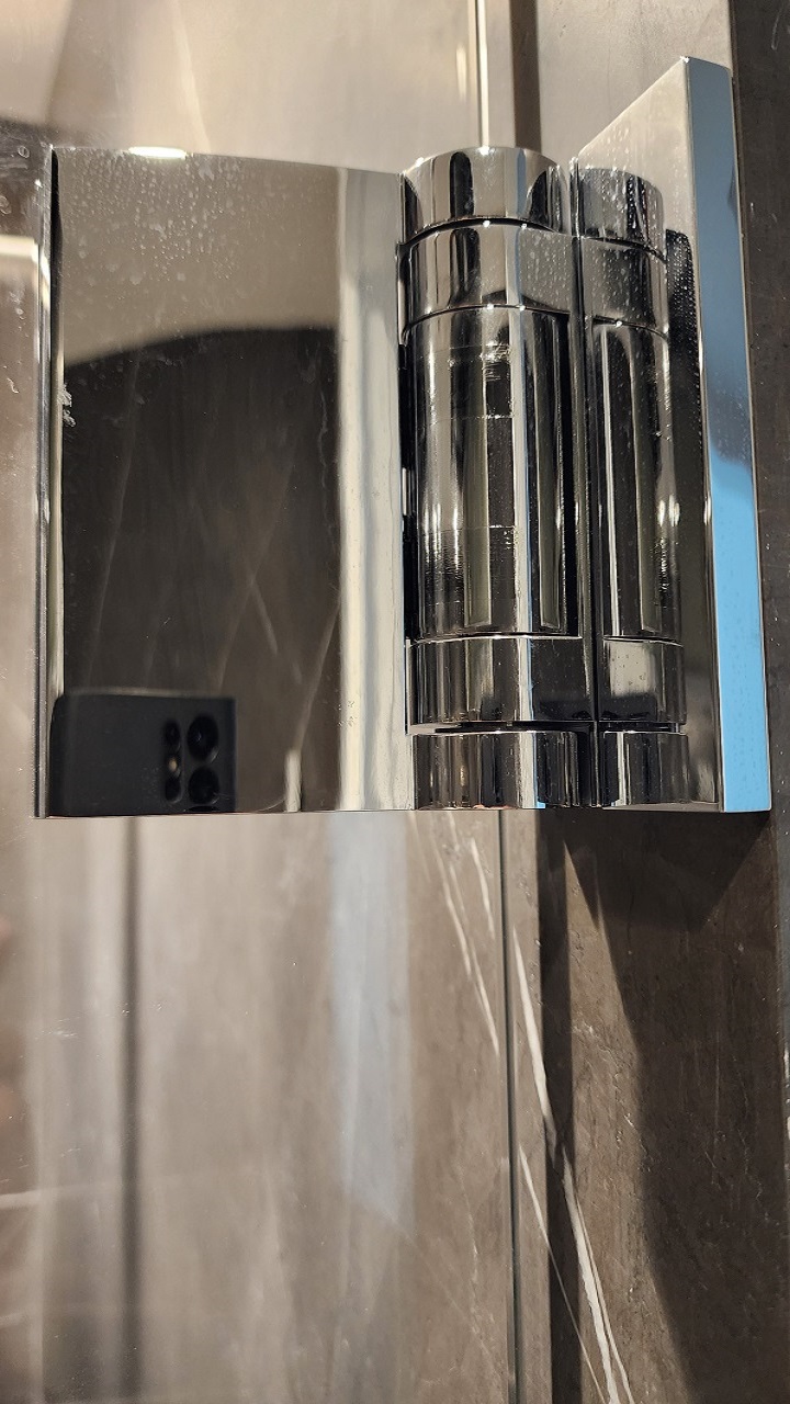 Петля стеклянной перегородки