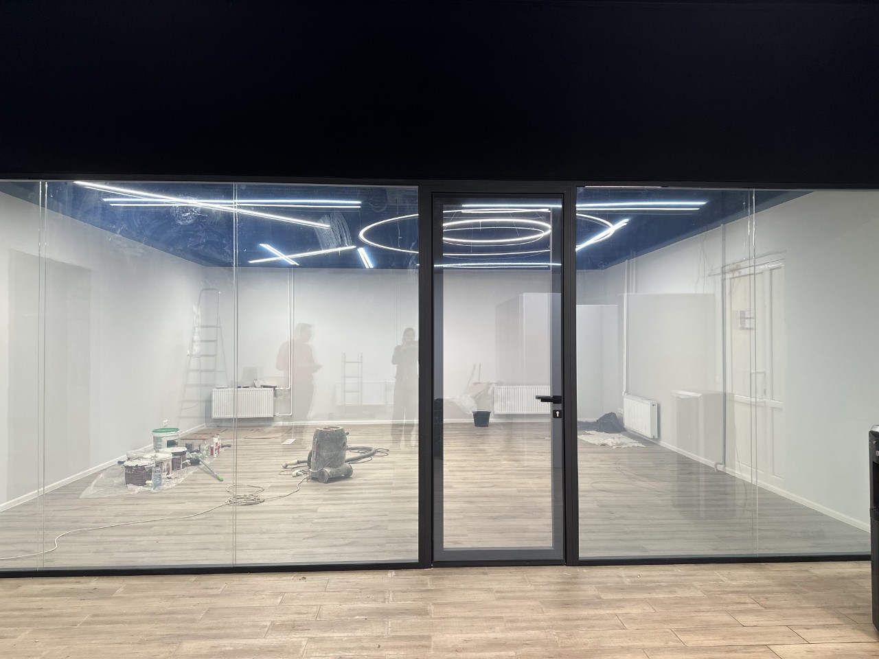 Электрохромное стекло