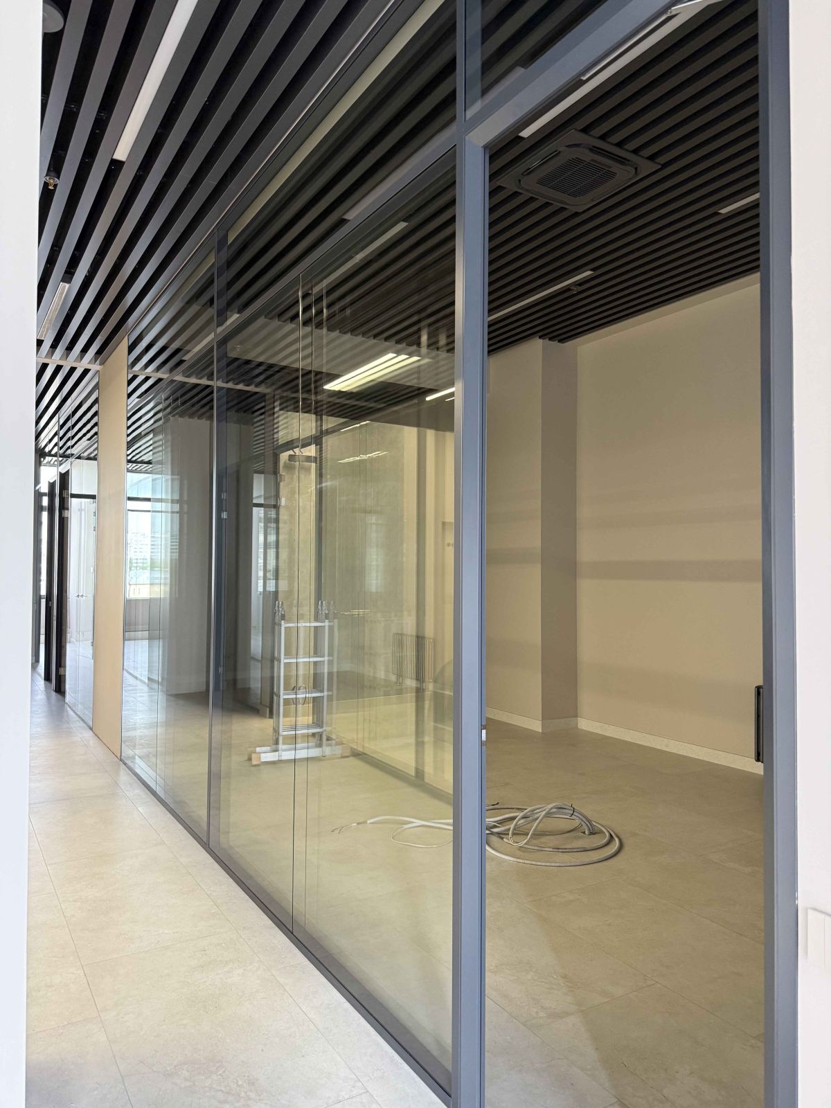 Каркасные перегородки и двери