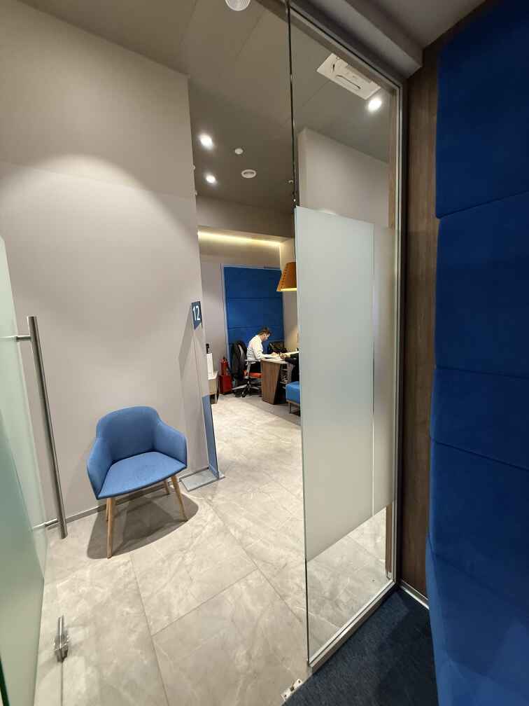 Цельностеклянные перегородки