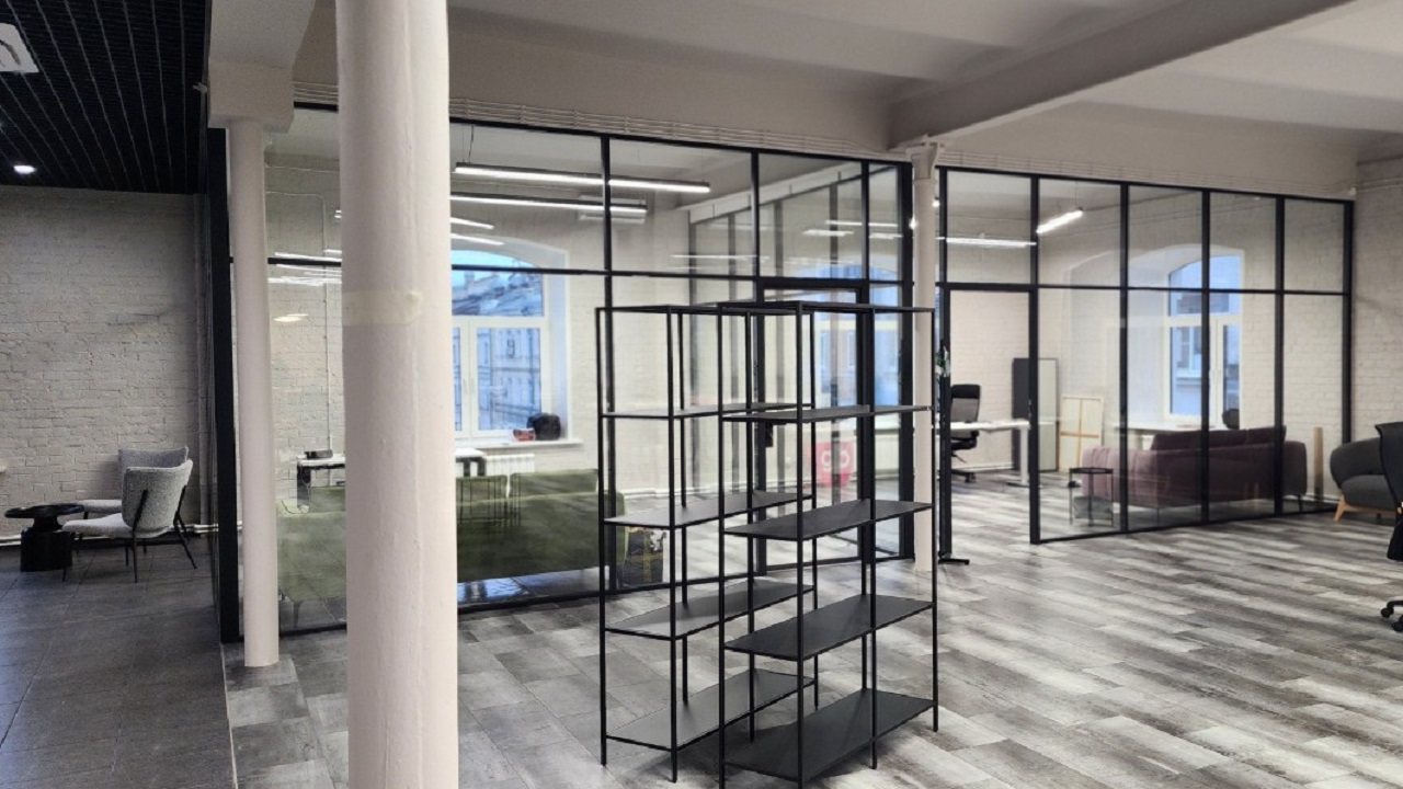 Алюминиевые перегородки для открытых пространств  и офисов