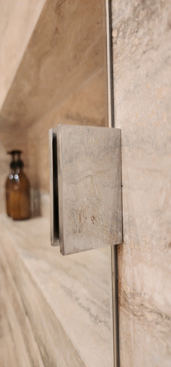 Душевые стеклянные перегородки крепёж