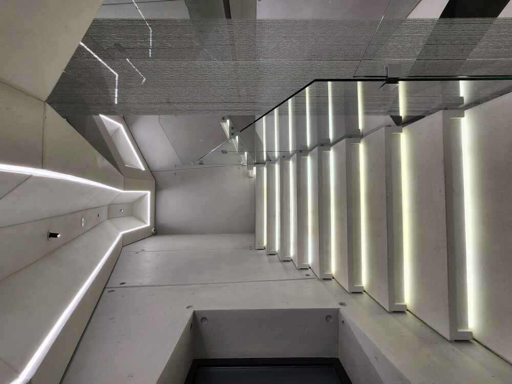 Бескаркасные стеклянные ограждения