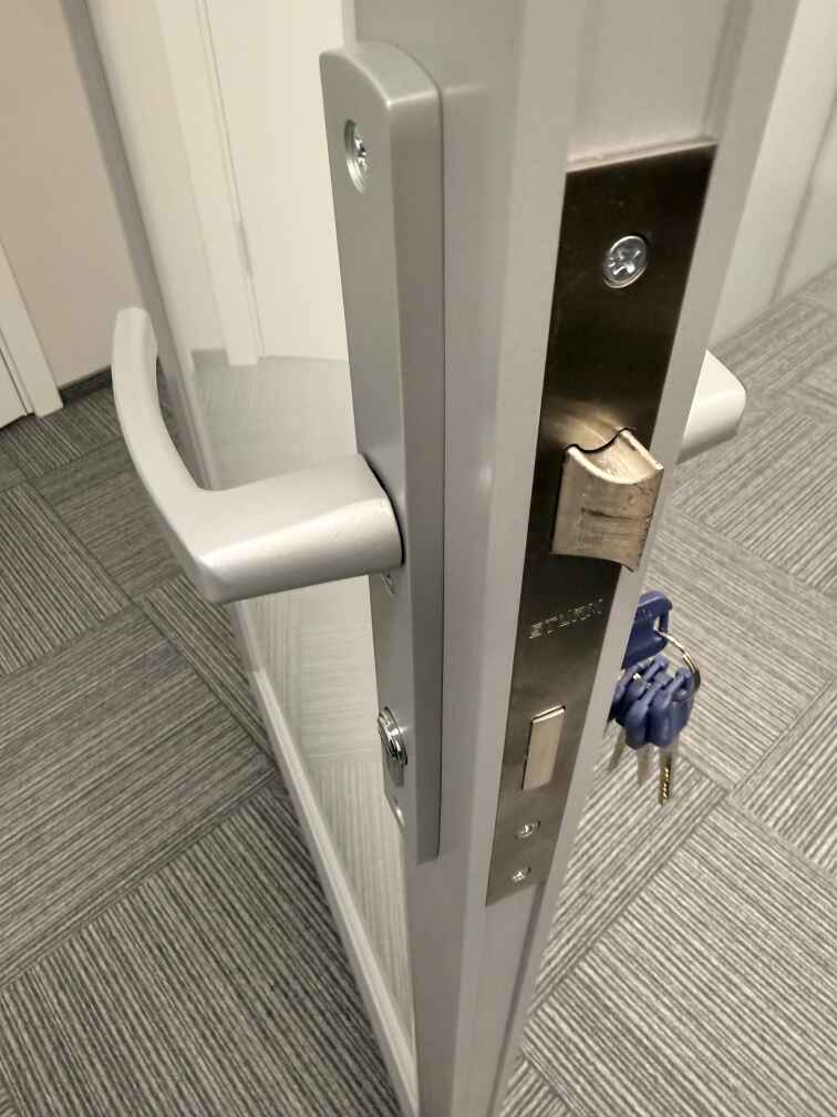 Ручка двери