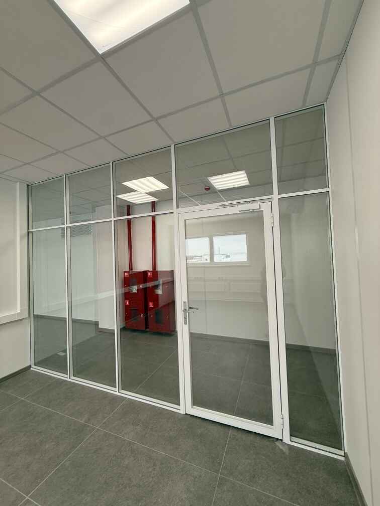 Каркасные перегородки и двери