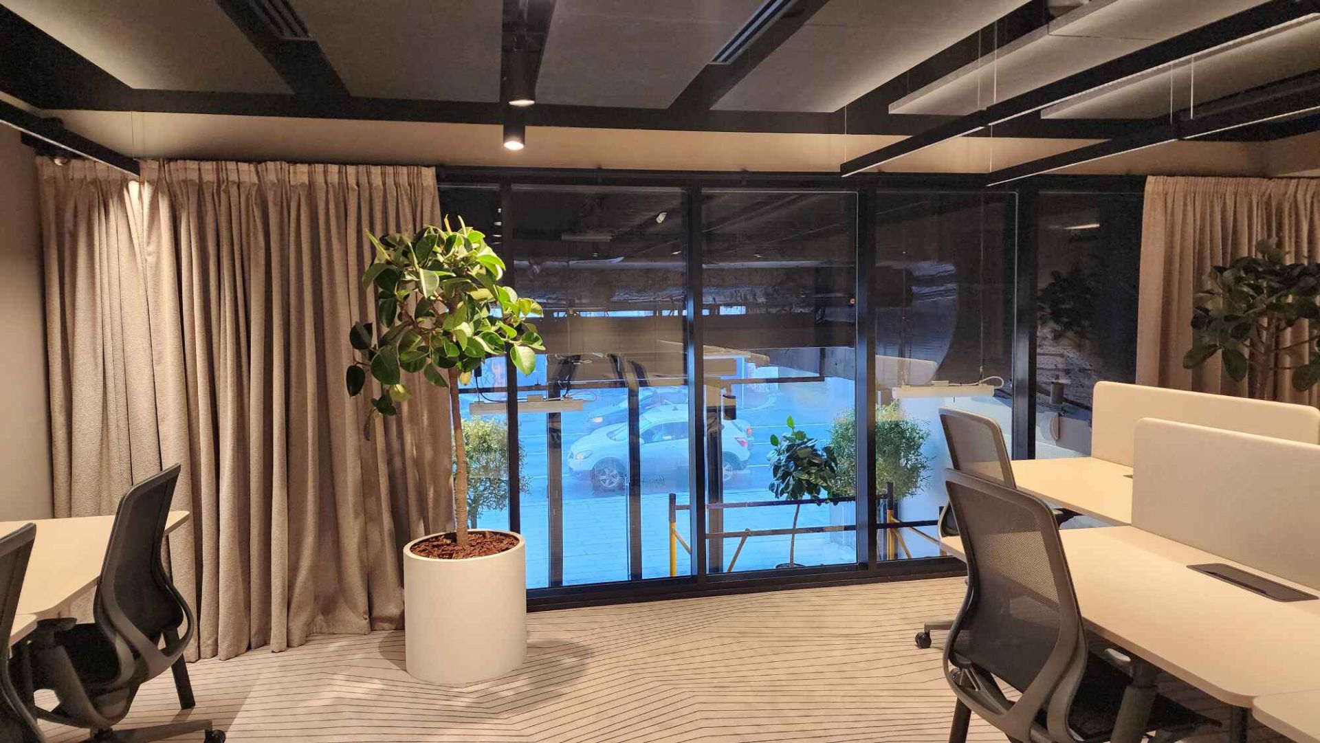 Противопожарные конструкции для переговорных