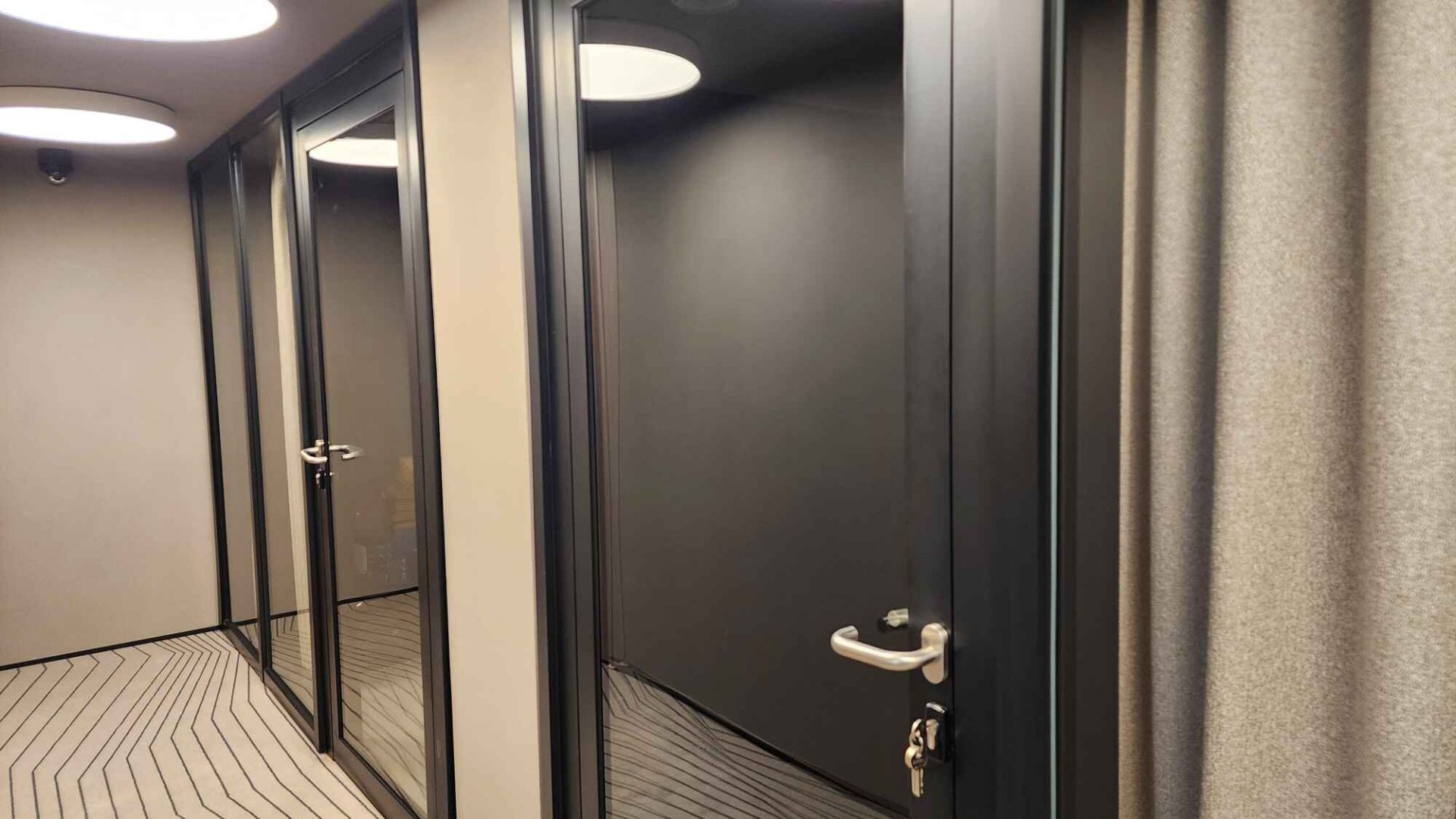 Противопожарные конструкции для помещений переговорных