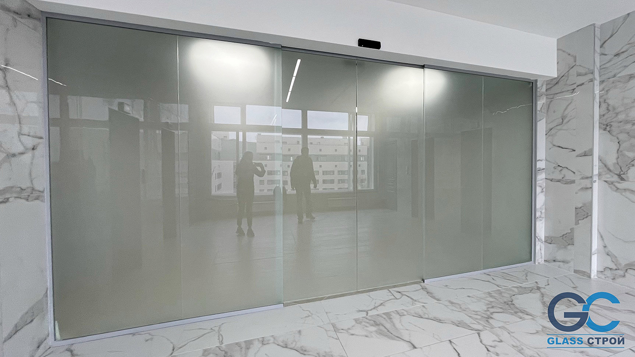 Двери со смарт-стеклом и автоматикой
