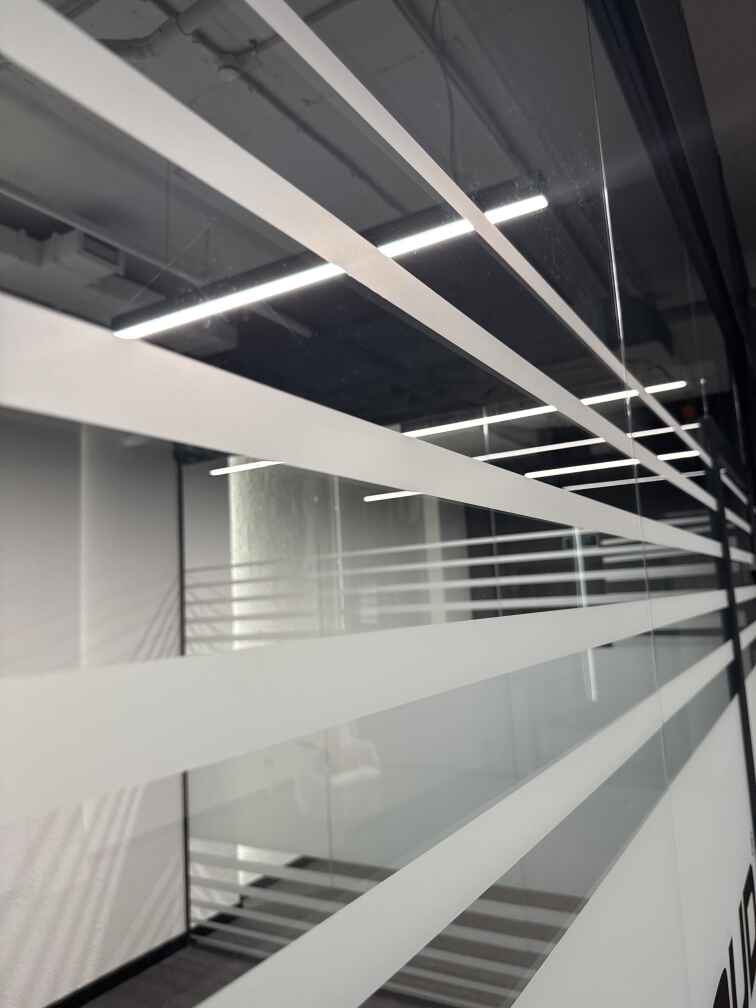 Перегородки для офиса оклеенные плёнкой