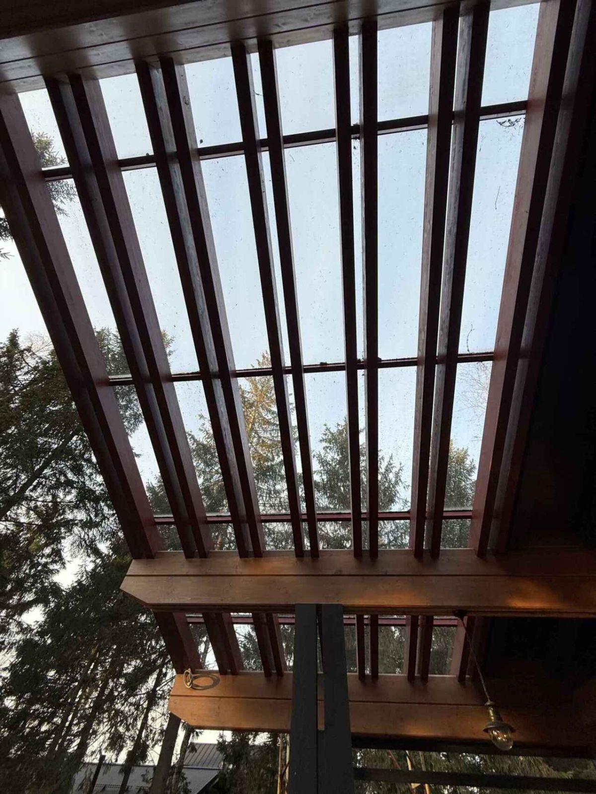 Крыша из стекла