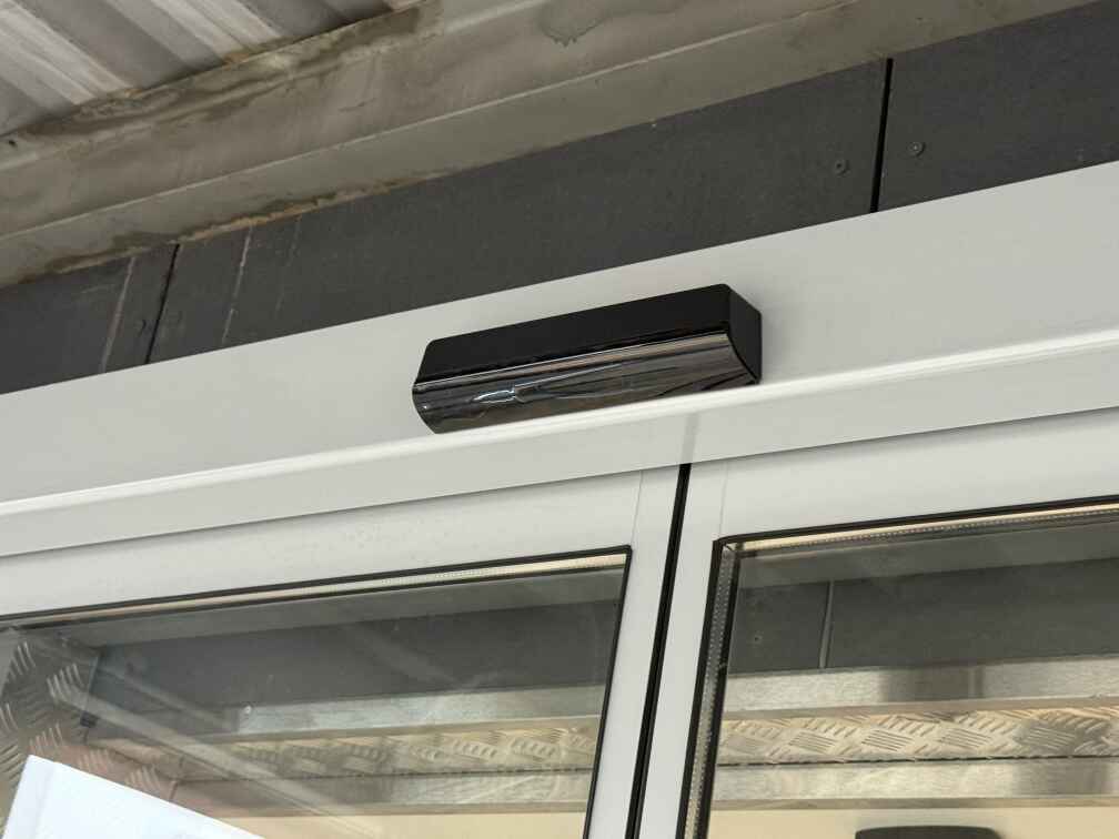 Датчик автоматических дверей