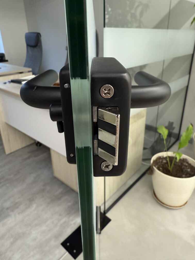 Замок двери